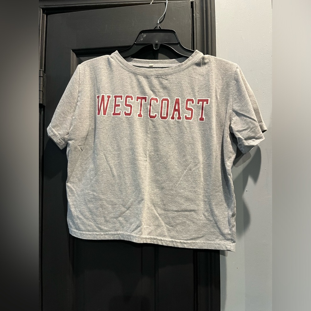 Extremely soft and comfy West Coast cropped top